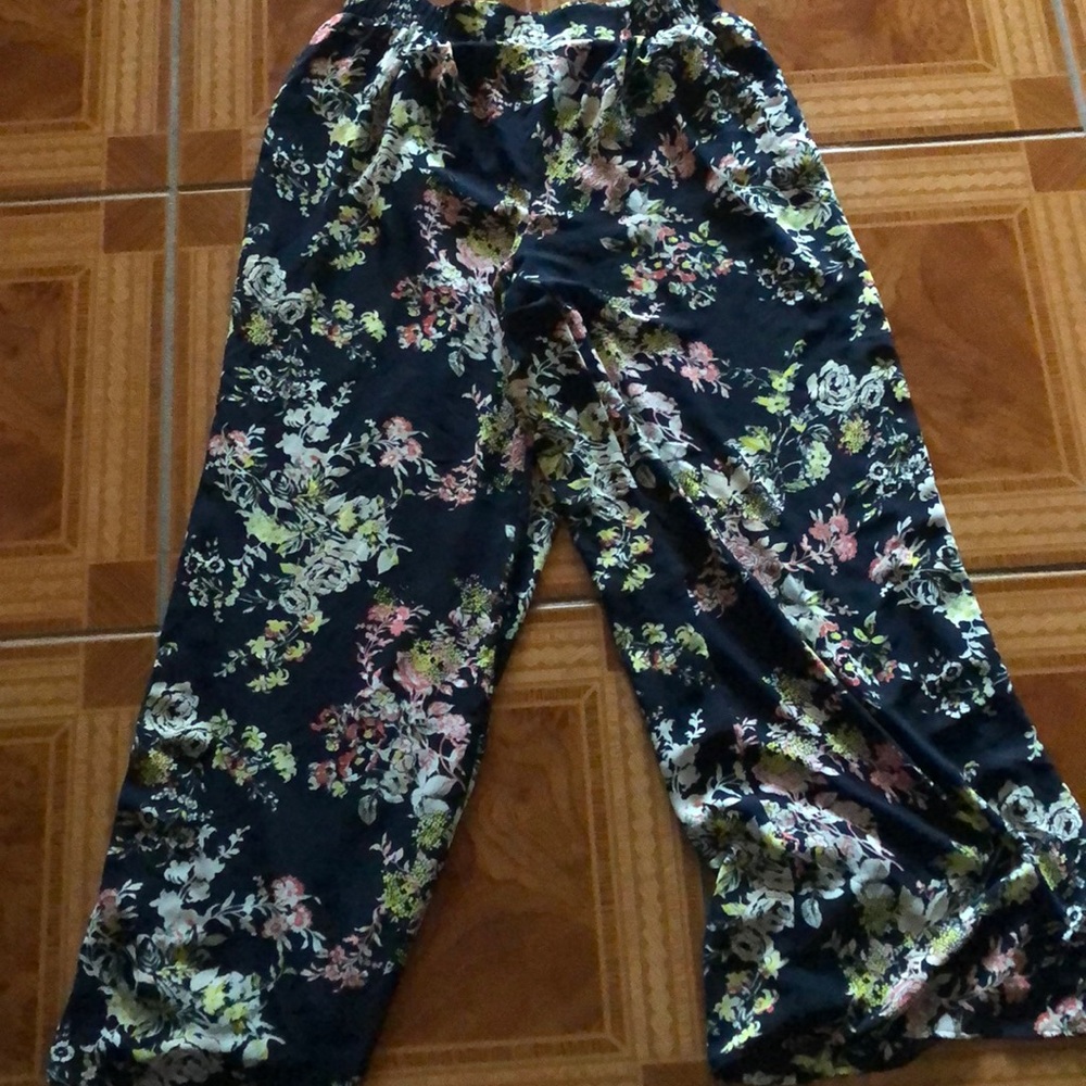 Never worn just hung in my closet floral wide leg